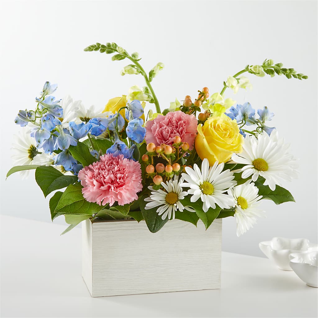 Sun Salutation Box Bouquet – Midnight Flowers And Events Llc, Lillington NC
