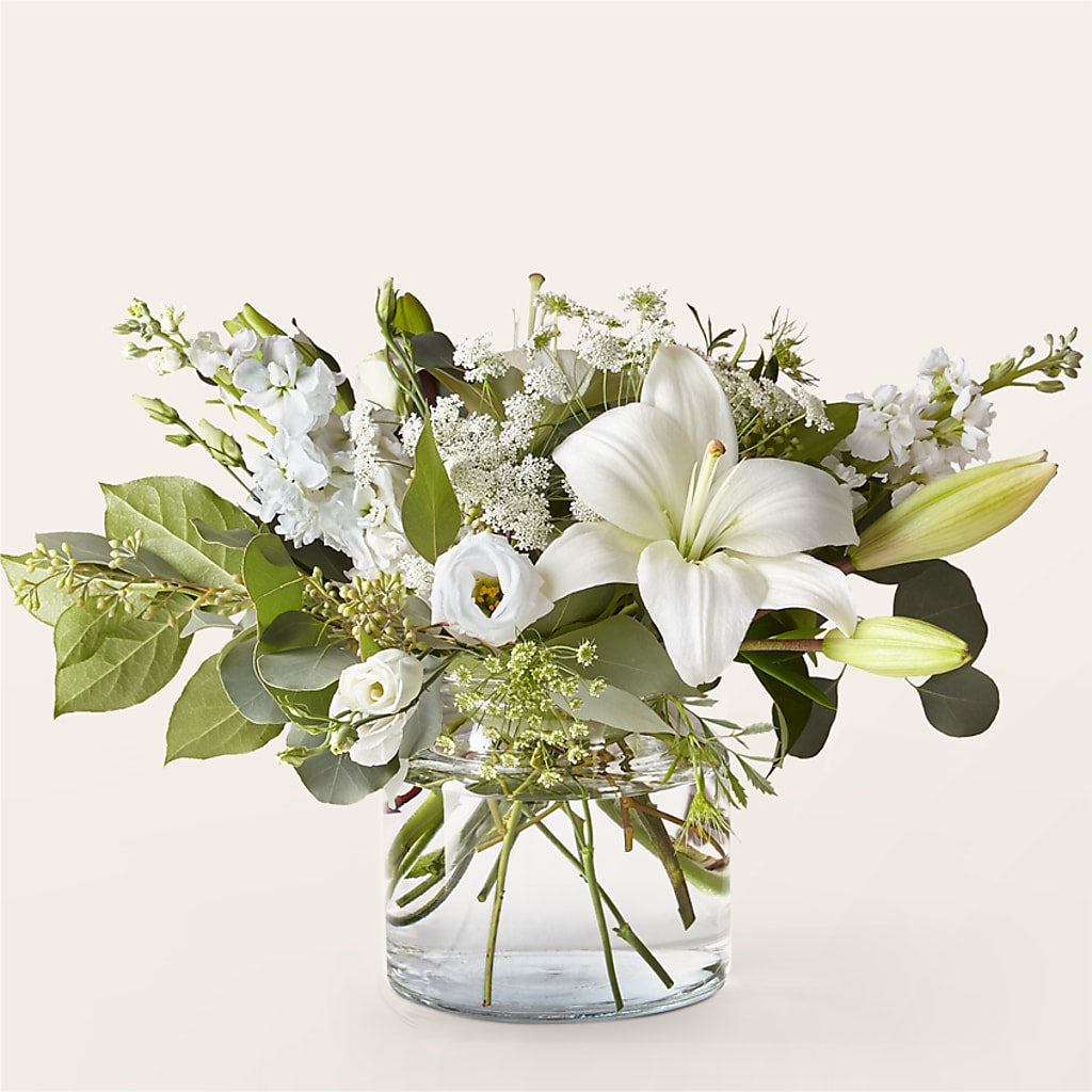 Alluring Elegance Bouquet – Midnight Flowers And Events Llc, Lillington NC