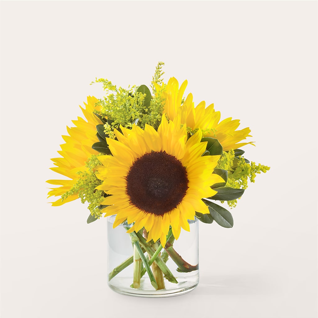 Beaming Sunflower Bouquet – Midnight Flowers And Events Llc, Lillington NC