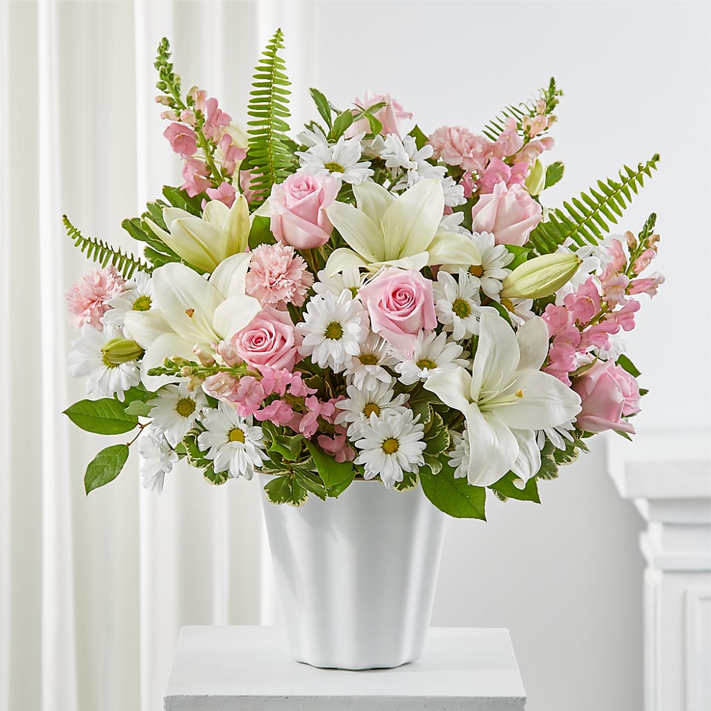 Soft Touch Tabletop Basket – Midnight Flowers And Events Llc, Lillington NC