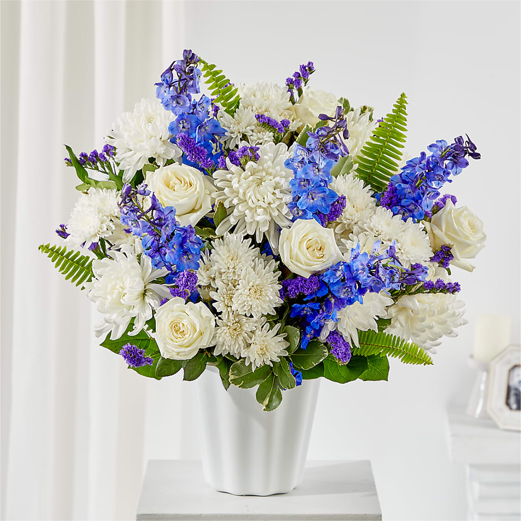 Hold Dear Tabletop Basket – Midnight Flowers And Events Llc, Lillington NC