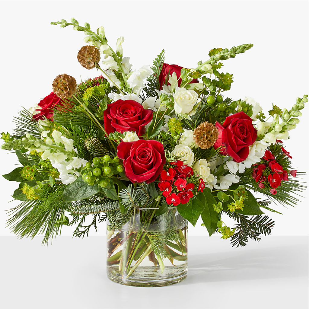 Deck the Halls Bouquet – Midnight Flowers And Events Llc, Lillington NC