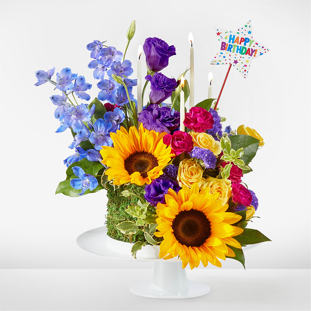 Star of the Day Floral Cake – Midnight Flowers And Events Llc, Lillington NC