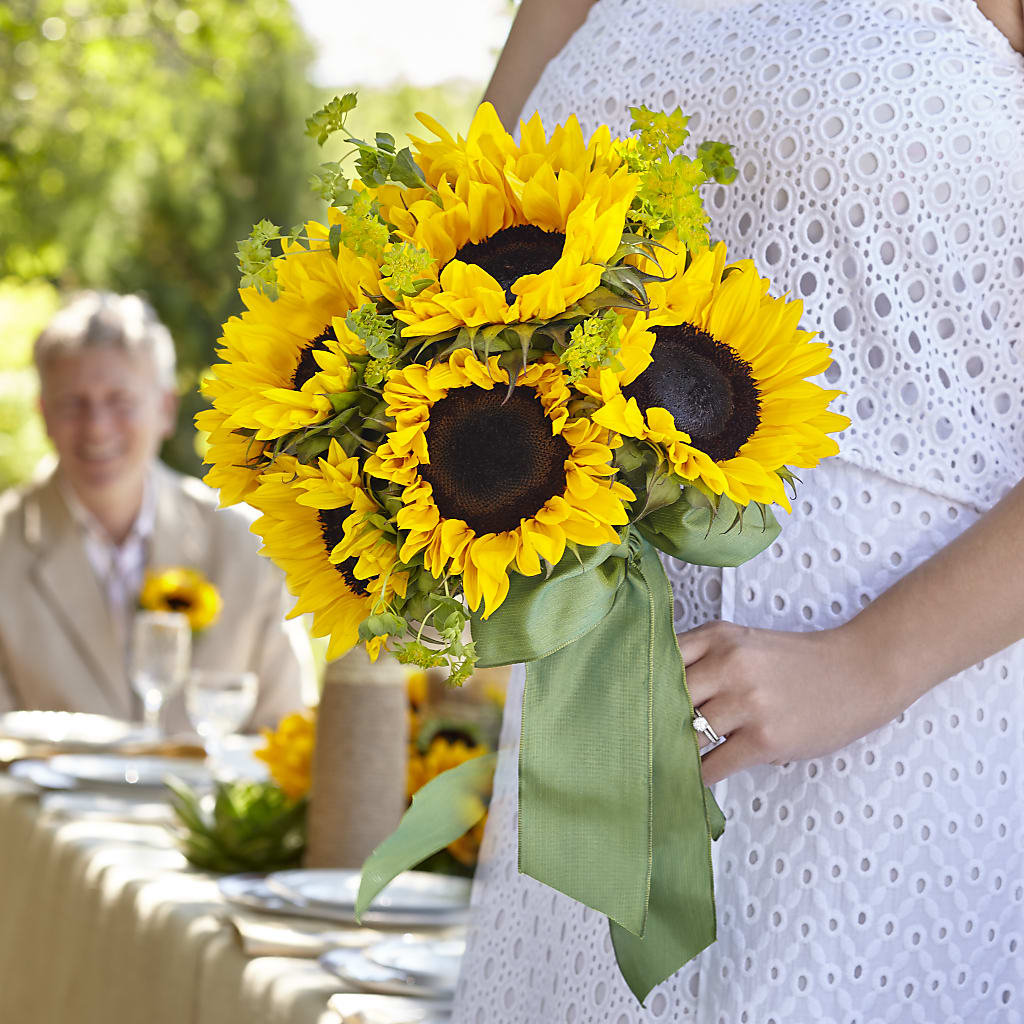 Free Spirit Bouquet – Midnight Flowers And Events Llc, Lillington NC