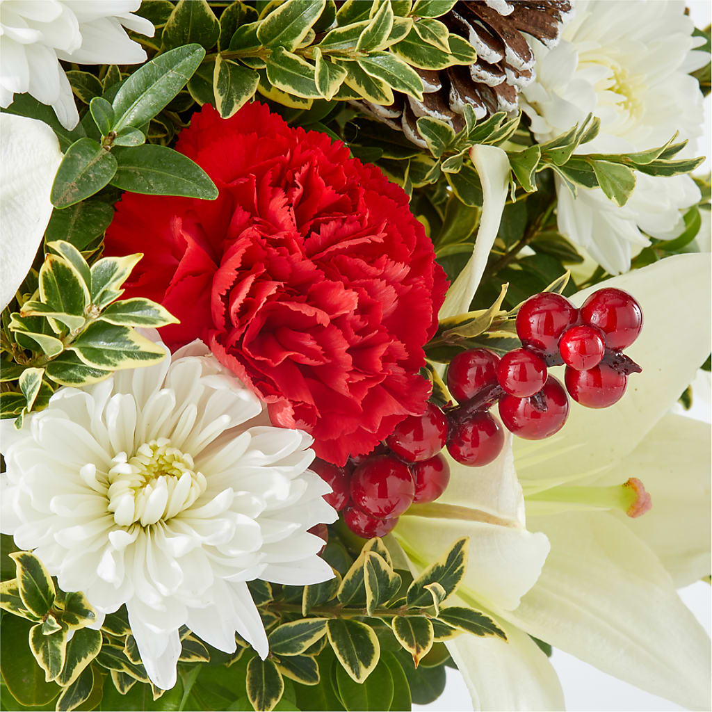 Festive Moments Tree –  Midnight Flowers And Events Llc, Lillington NC
