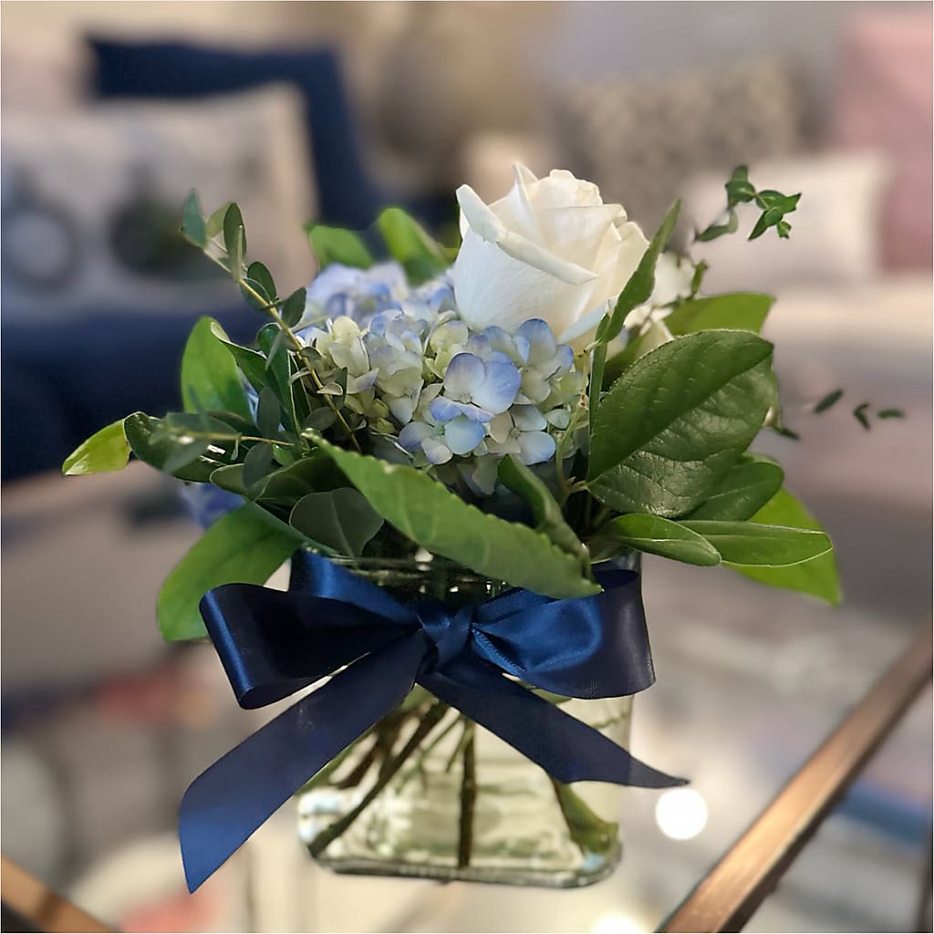 Sky Blue Delight Bouquet –  Midnight Flowers And Events Llc, Lillington NC