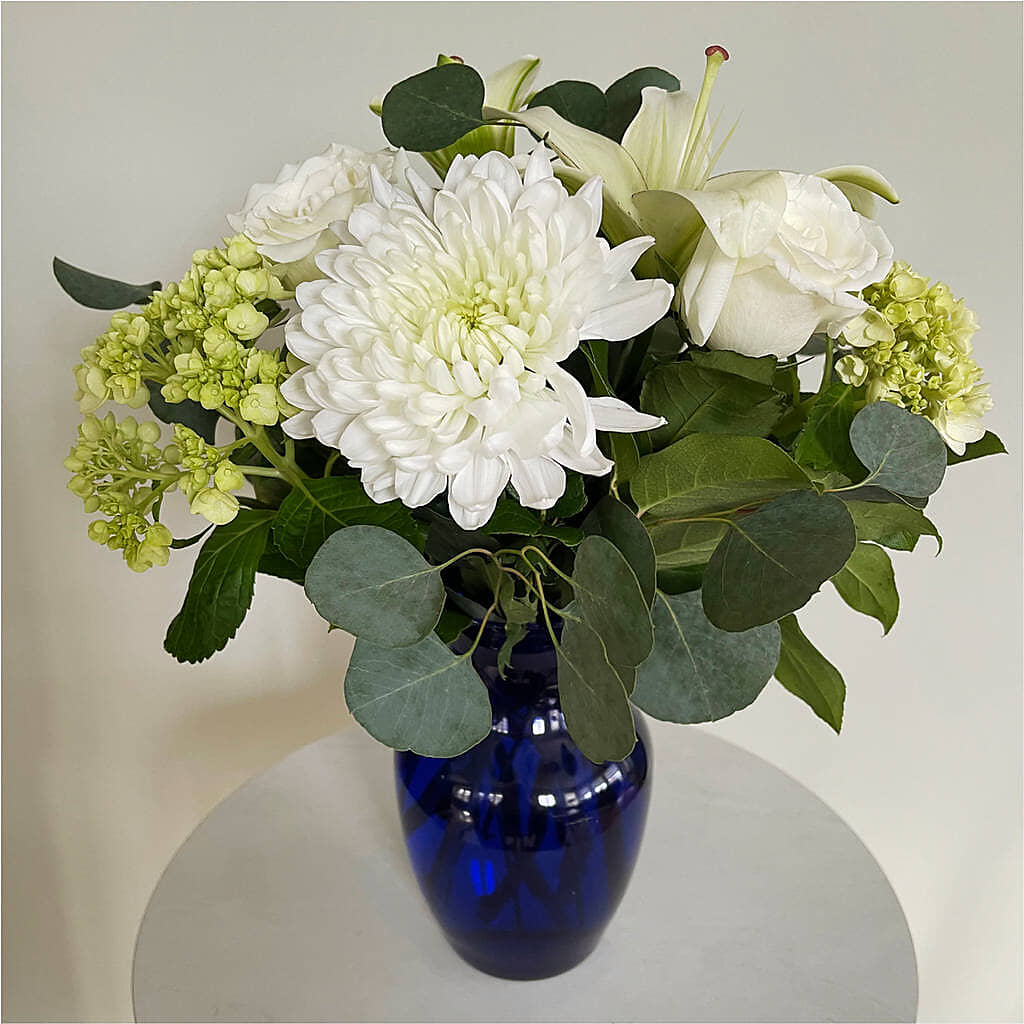 Snowy Dreams Bouquet –  Midnight Flowers And Events Llc, Lillington NC