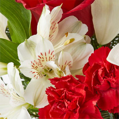 Holiday Season Bouquet –  Midnight Flowers And Events Llc, Lillington NC
